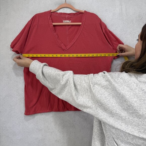 Free People We The Free Shirt Womens Small Red V Neck Raw Edge Oversized Boxy - Picture 3 of 7